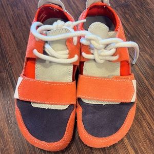 Stylish multicolored suede sneaker